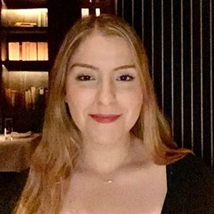 Meet your Posher, Gabriella